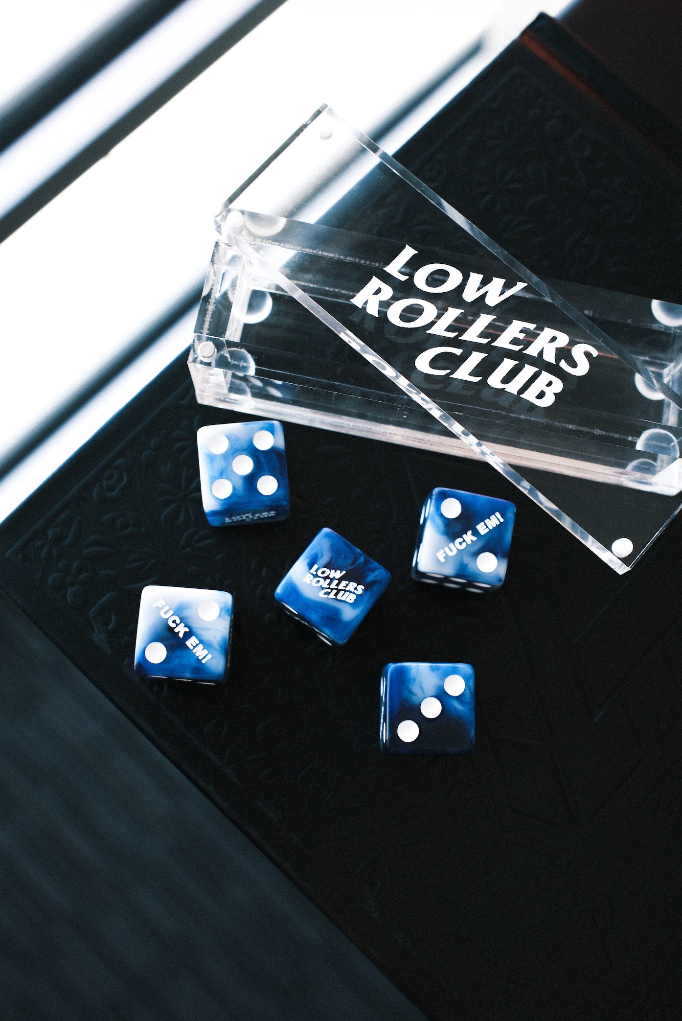 " SAPPHIRE " - STREET DICE
