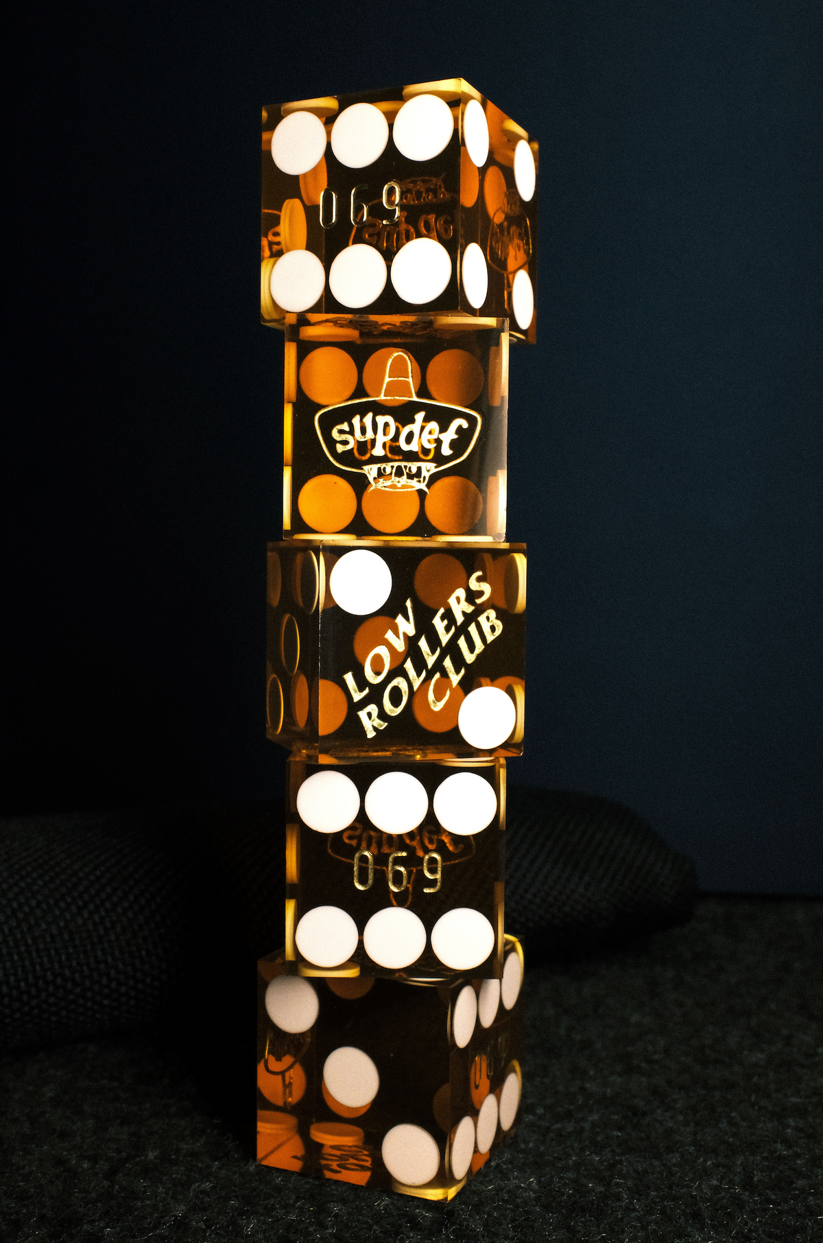 " EL SUP DEF " - CASINO CUT DICE